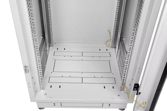 Шкаф телекоммуникационный напольный 42U (600 × 800) дверь металл